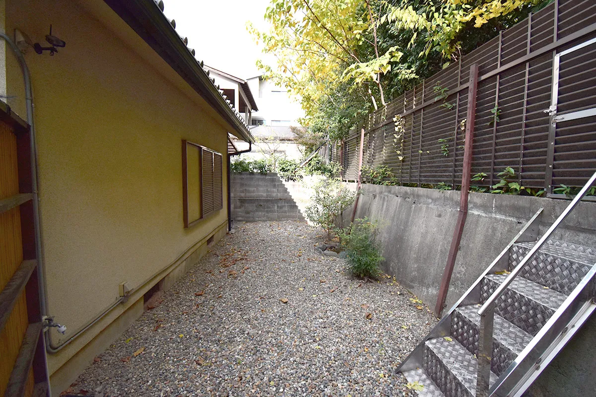 Detached house near Fujimori Shrine