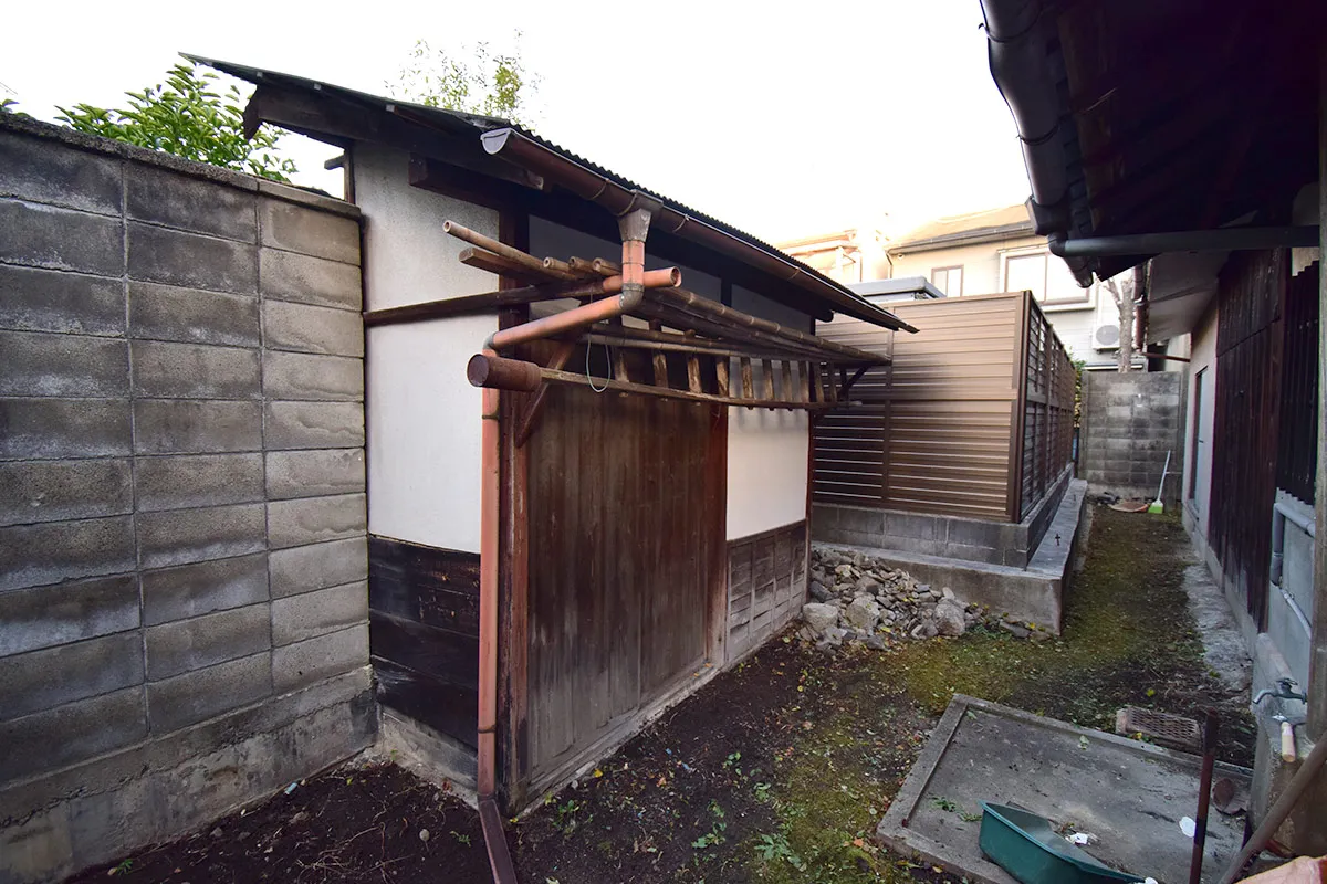 Residential environment between the Kamo River and Kyoto Imperial Palace! Used detached house in Bishamon-cho, Kamigyo-ku.