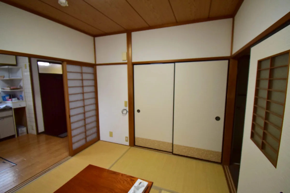 Guesthouse facilities already installed! Used home in Kadowaki-cho, Higashiyama-ku.