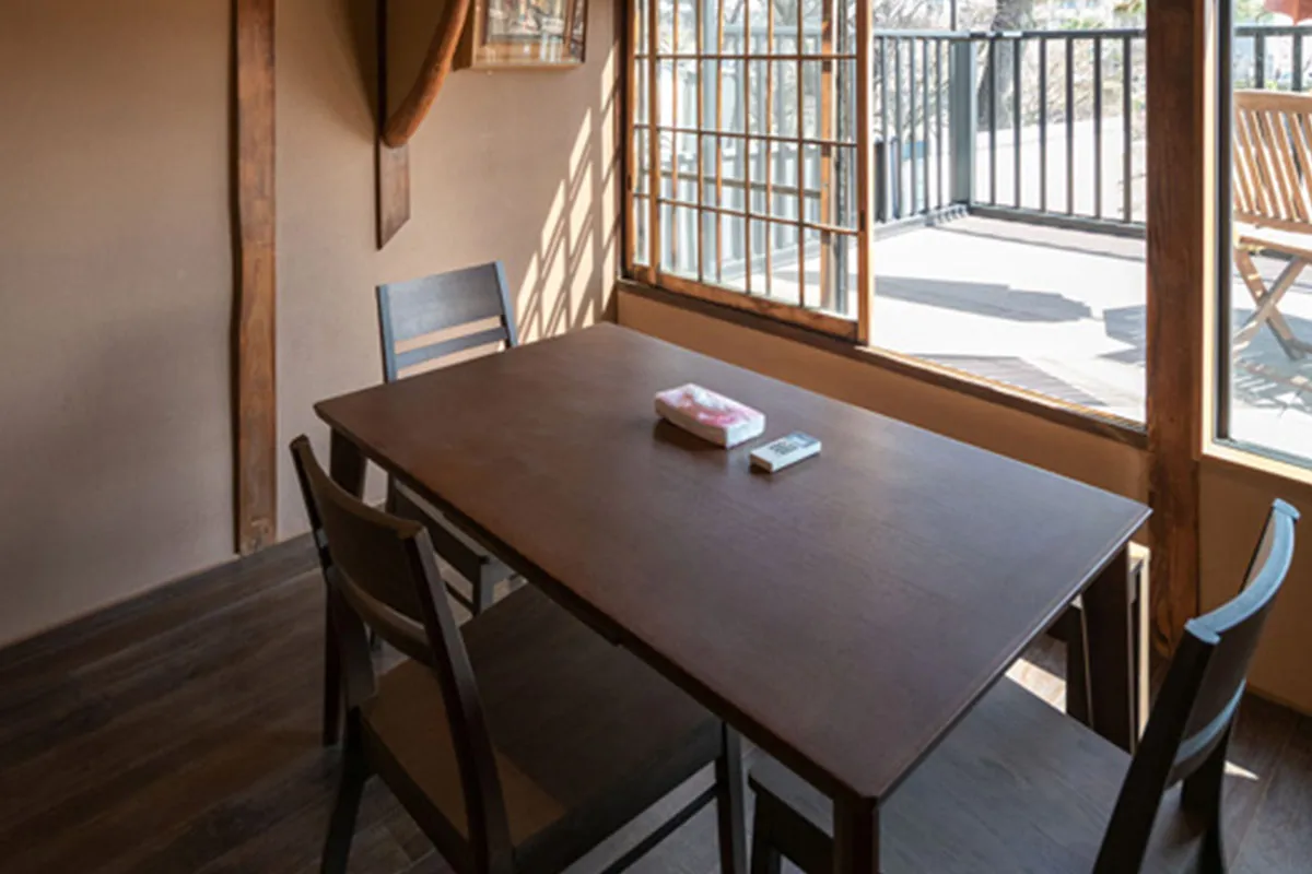 Operating as a guesthouse. Kyomachiya near Kiyomizu-Gojo Station.