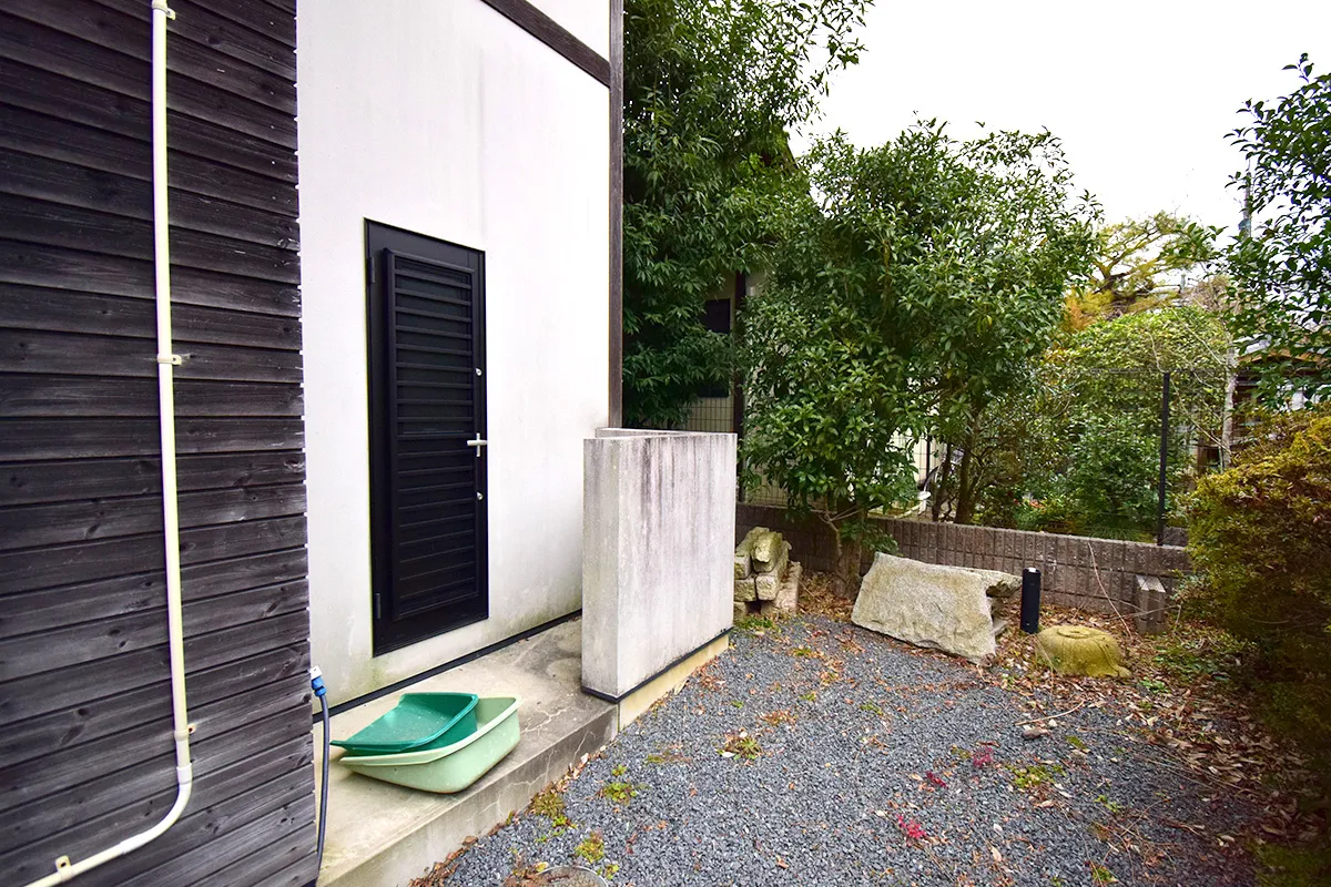 A mansion with a site of 128 tsubo located in Shikagaya, Sakyo Ward