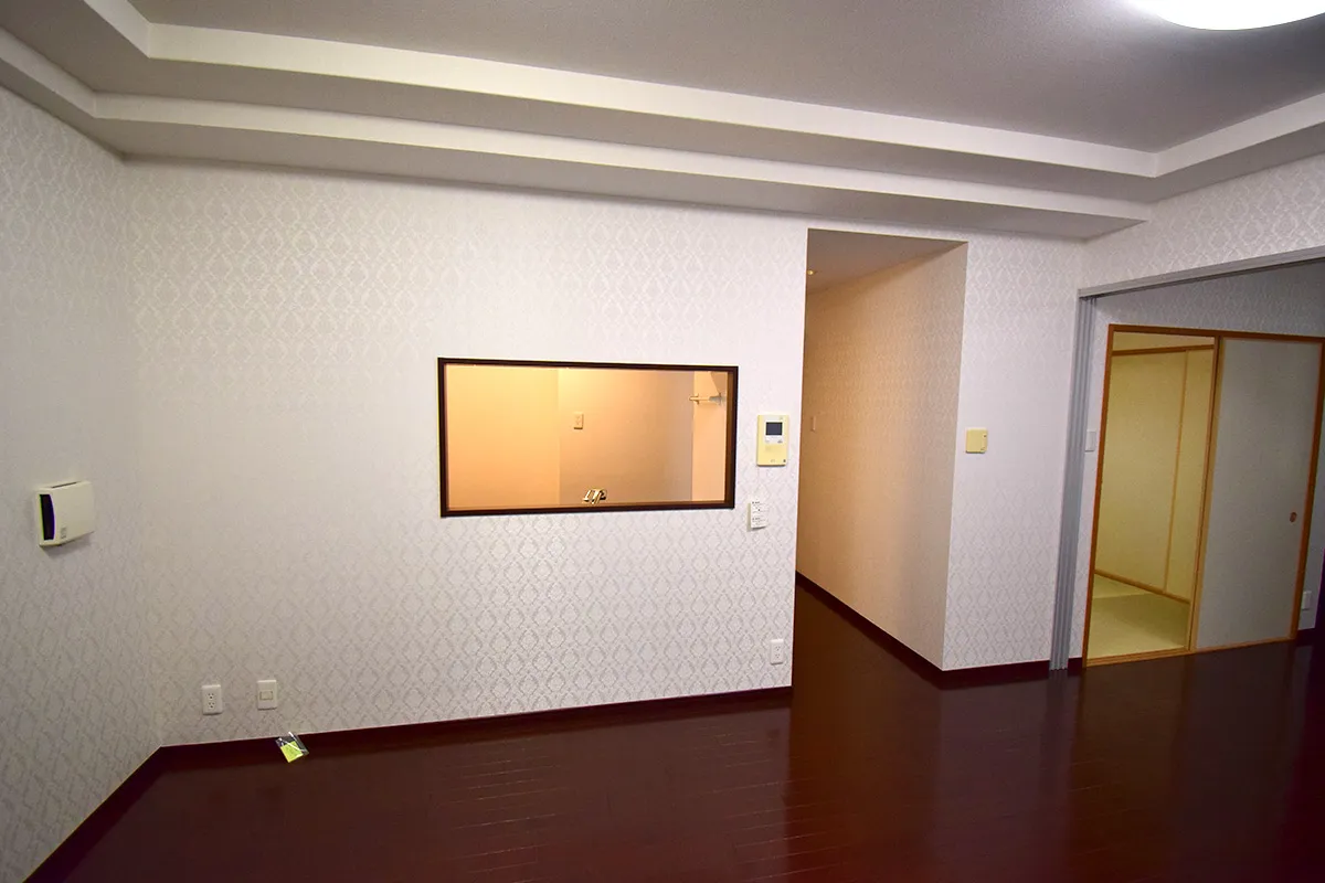 Just a short walk from Gion Shijo Station! A condominium with a large garden!