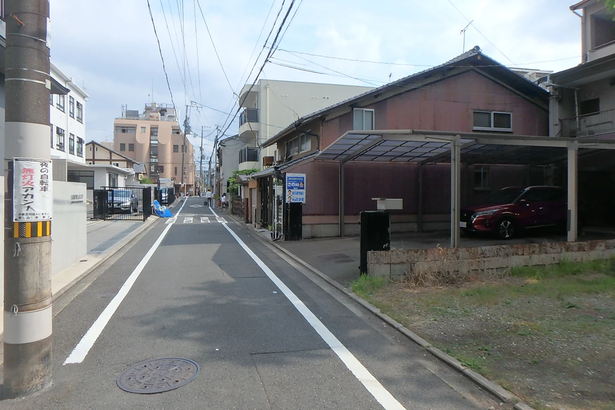 Land for sale (vacant land) just a short walk from Keihan Shichijo Station