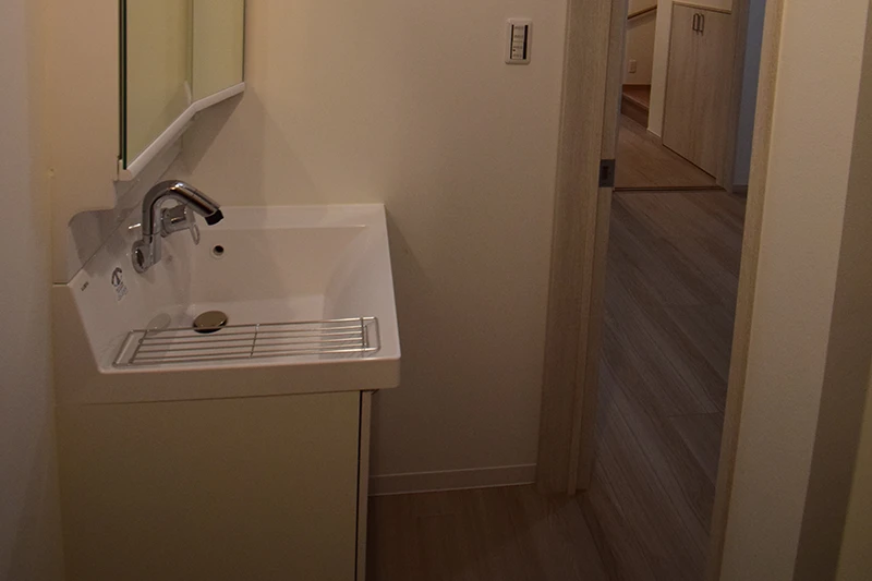 Invest in a Hidden Gem Kyoto Machiya! Tenant-Occupied Owner-Change Property