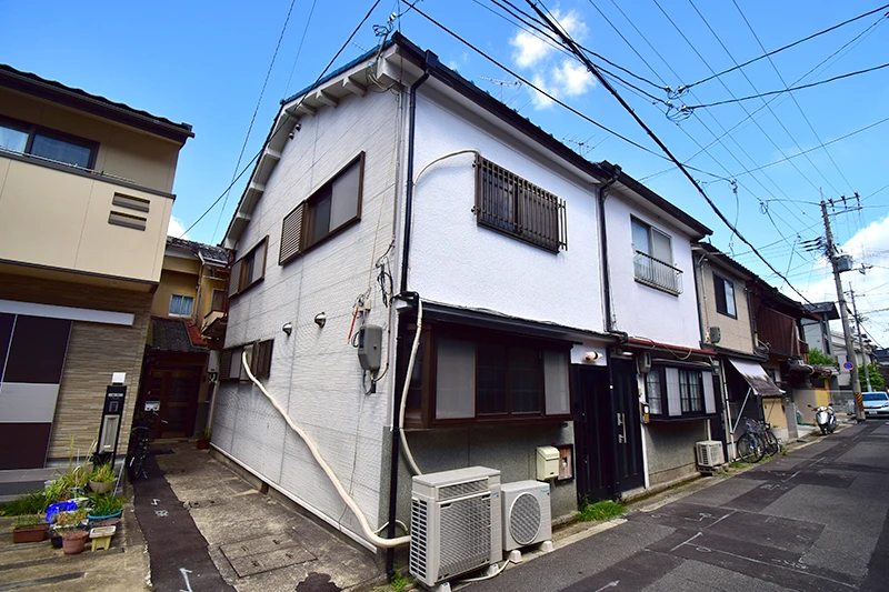 Move-in Ready Kyoto Home – Fully Renovated and Furnished