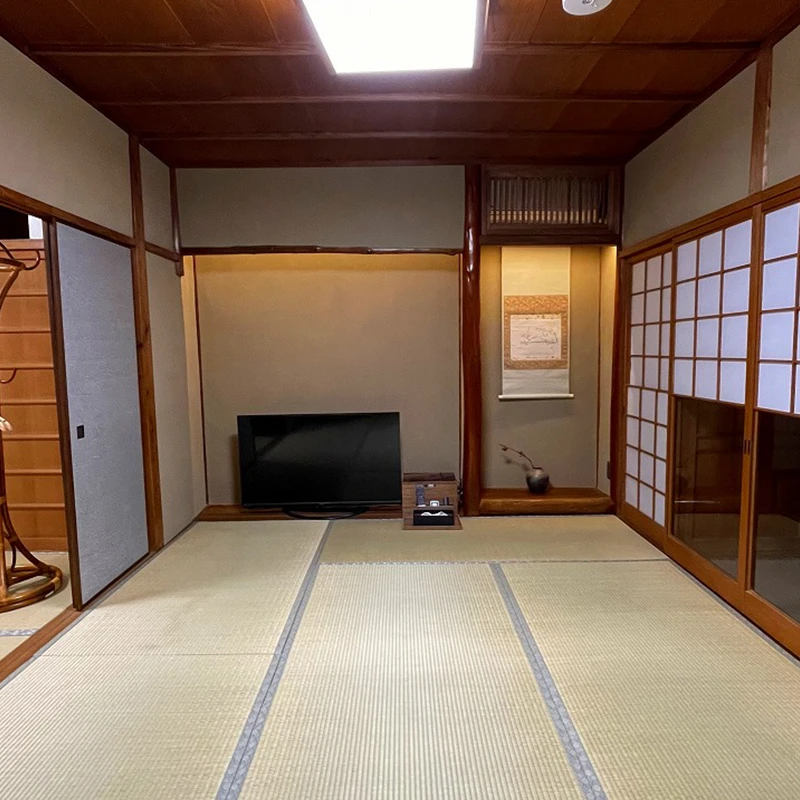 Invest in Tradition: Kyoto Machiya, Owner-Change, Renovated