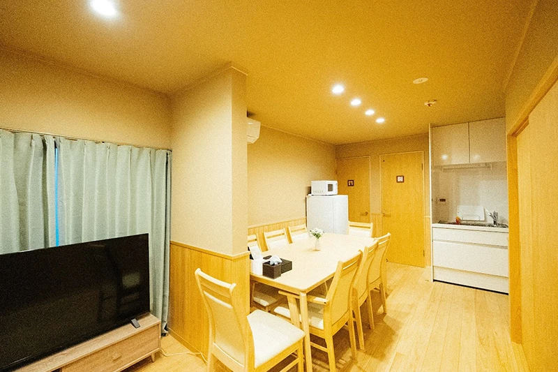 365 Days Licensed — Traditional Kyoto Machiya with Open-Air Bath.