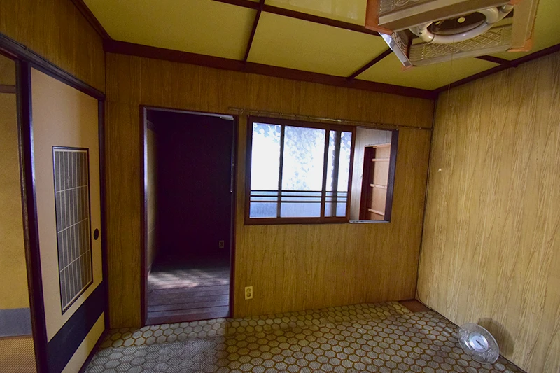 A Traditional Kyoto Home with Commercial Potential