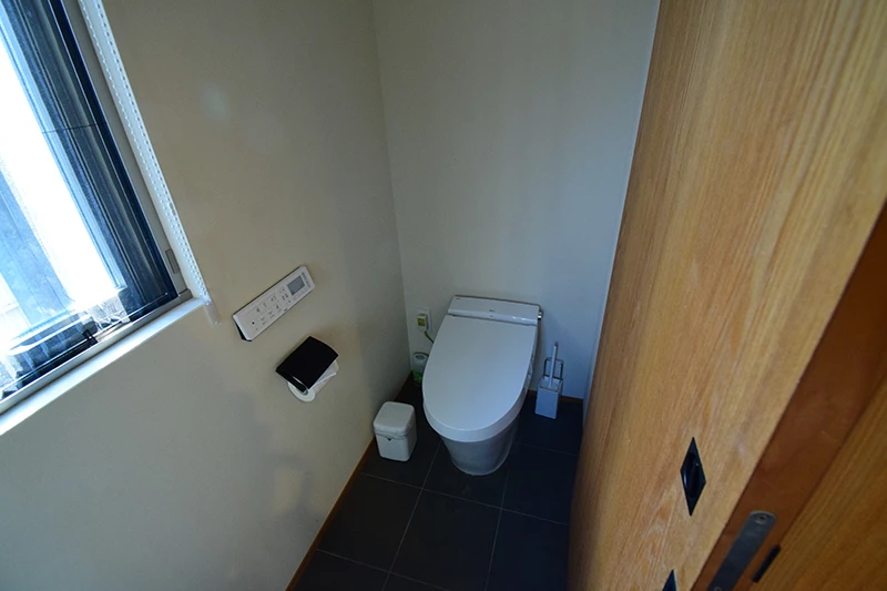 A 3-Story Guesthouse with Panoramic Rooftop Views of Kyoto