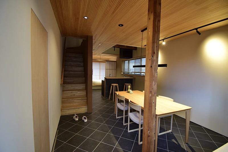 Kyoto Machiya Approved for 180-Day Minpaku Operation (West & East Buildings)